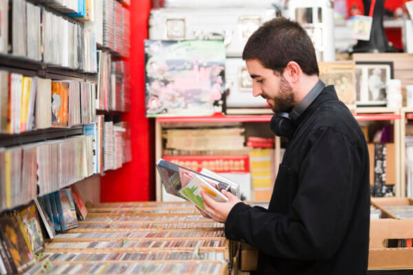 Get reports and analytics on music and movies sales using the best retail management software
